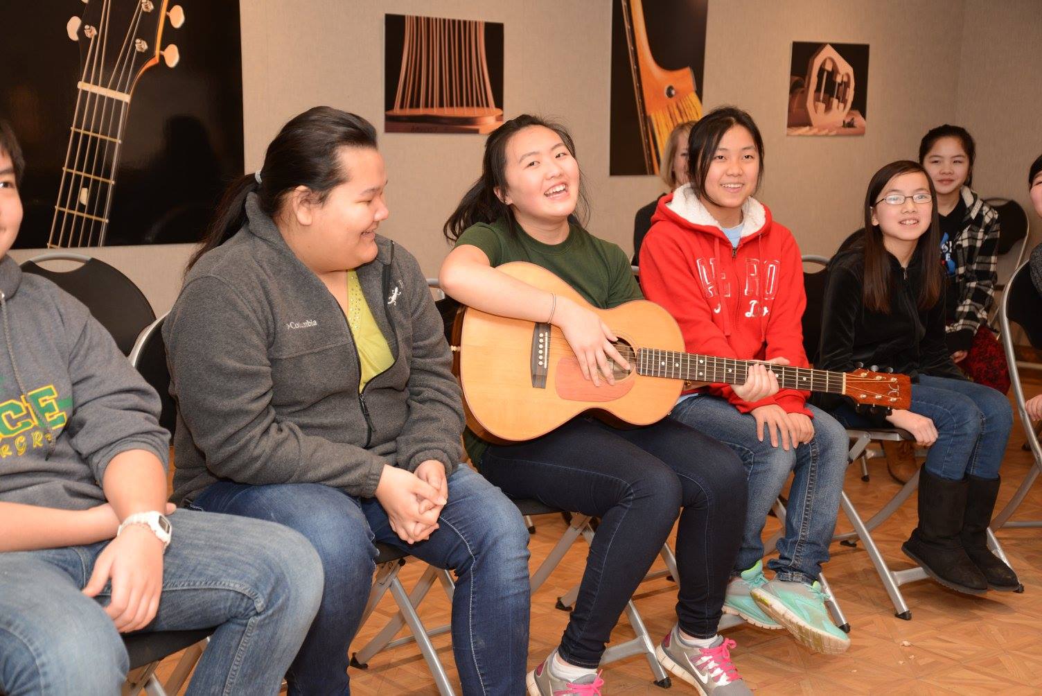 blog4-29-15GuitarClass