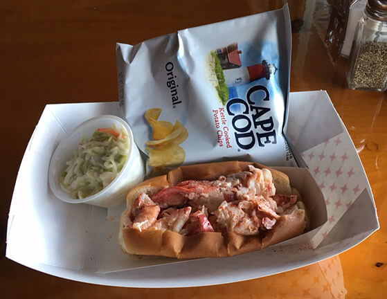 blog-5-18-16LobsterRoll