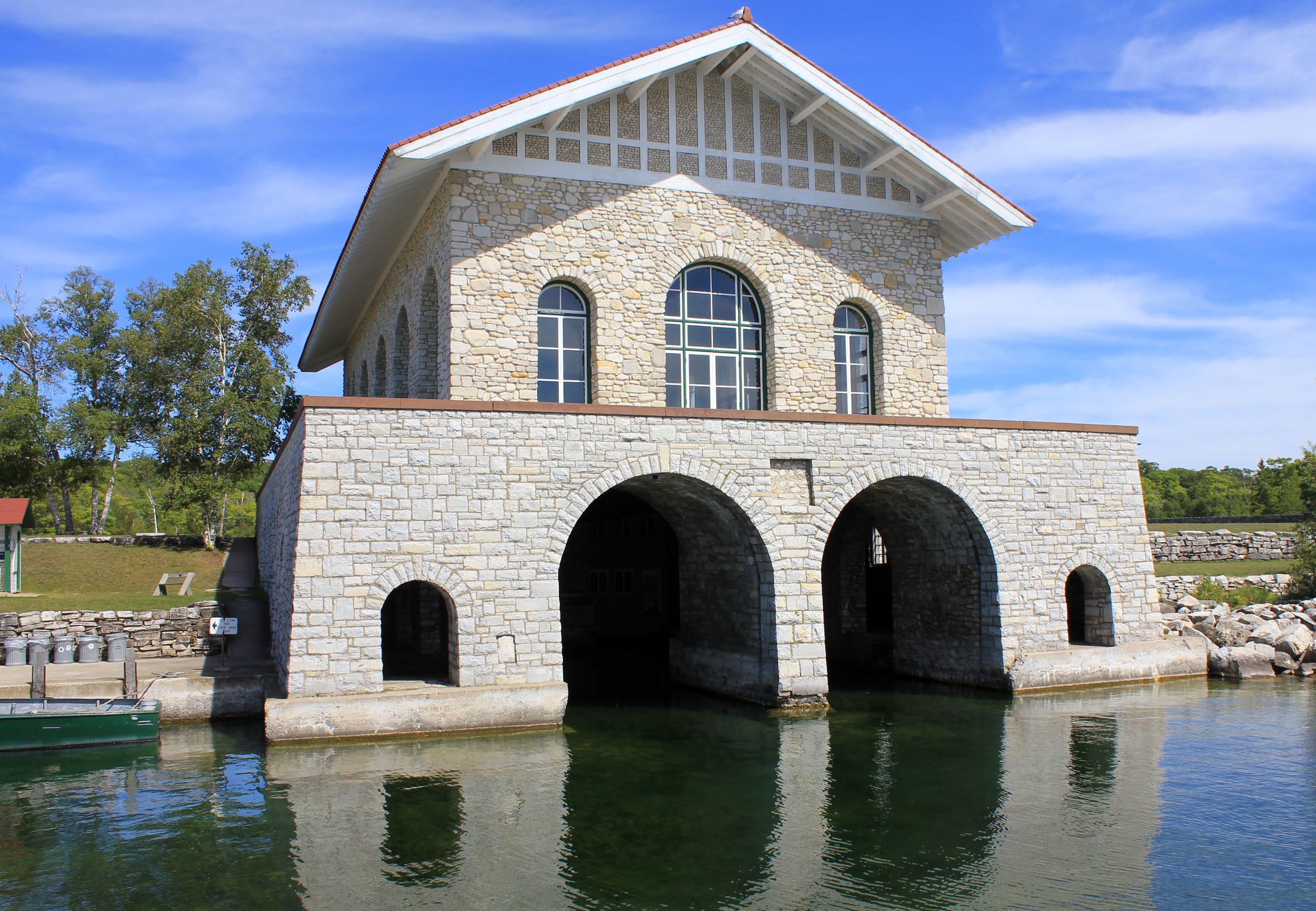 Photo of the boat house on Rock Island, Wisconsin