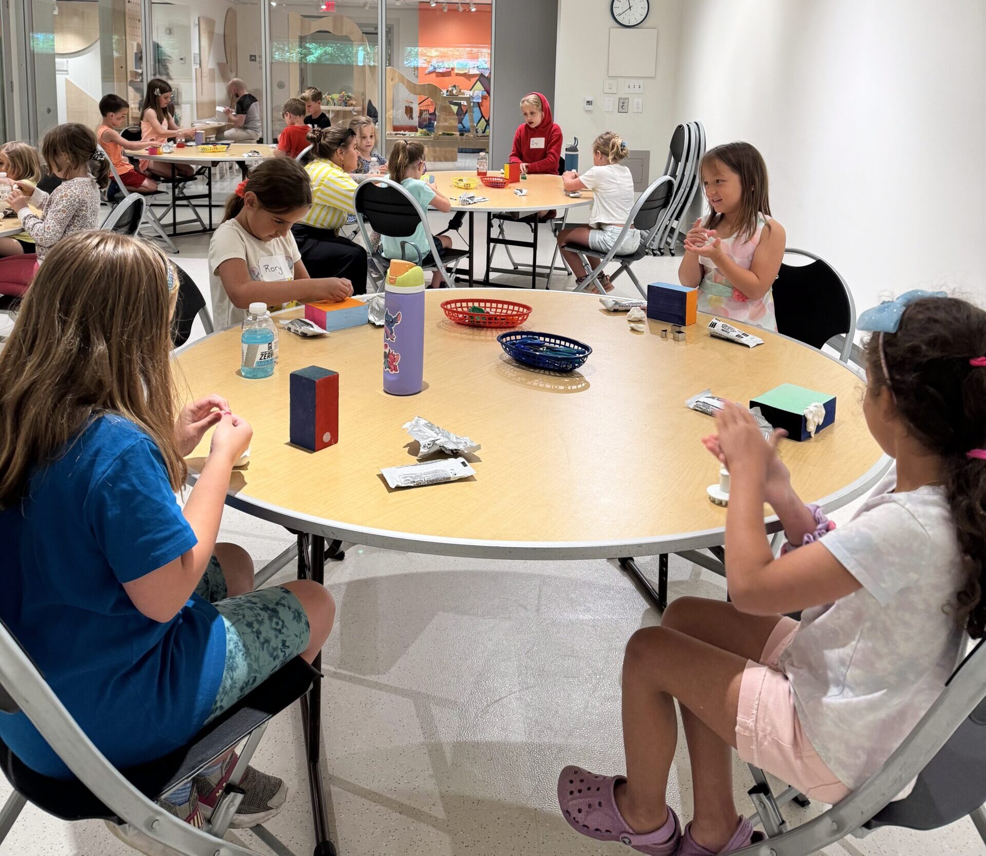 Art Buds: For Kids 5–8 years